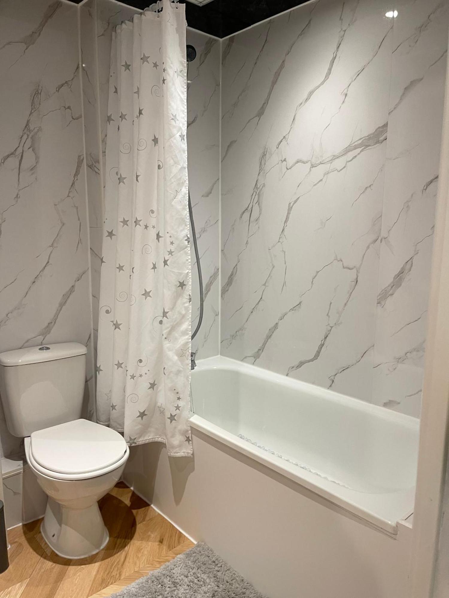 Eldridge Court Apartment ダグナム エクステリア 写真